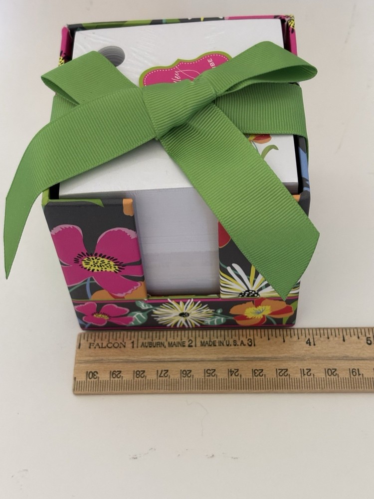 Vera Bradley Jazzy Blooms Take Note Cube Retired Pattern NEW Desk Gift