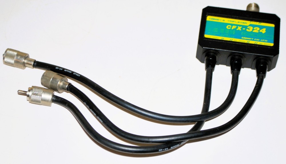 Comet CFX-324 Triplexer/RF Combiner-Splitter
