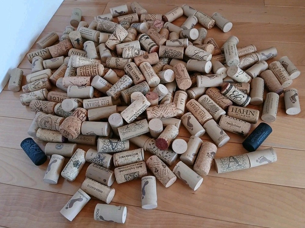 180 Pcs. NATURAL Wine CORKS ASSORTED USED