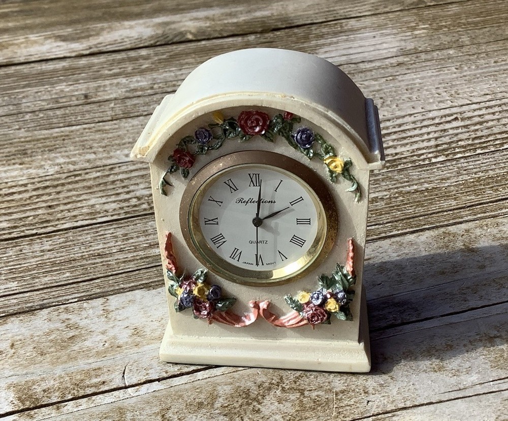 Miniature Desk Mantle Clock Quartz Reflections Collection 3”