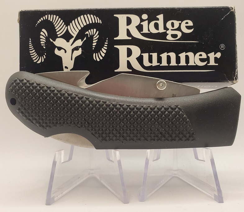 RIDGE RUNNER 4 1/2" GUTHOOK LOCK BACK FOLDER RR319
