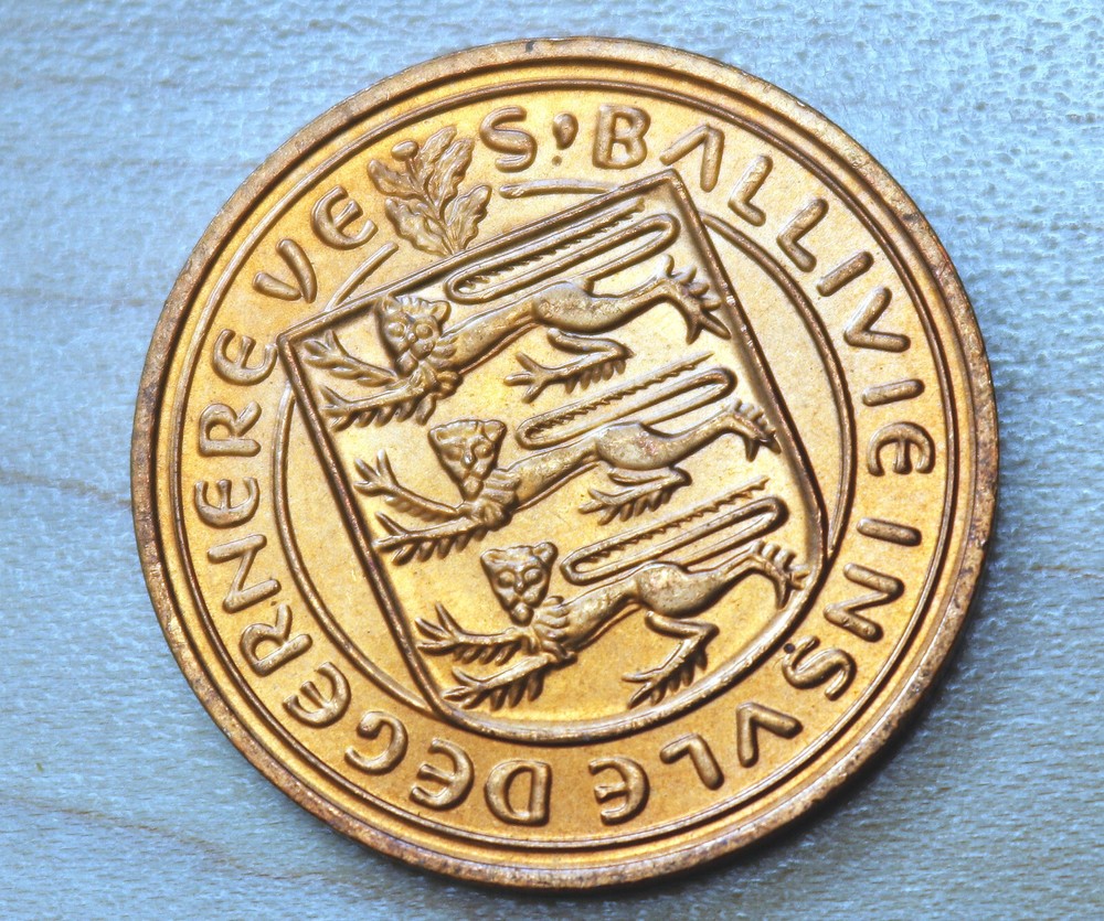 1979 Guernsey 2 Pence Windmill