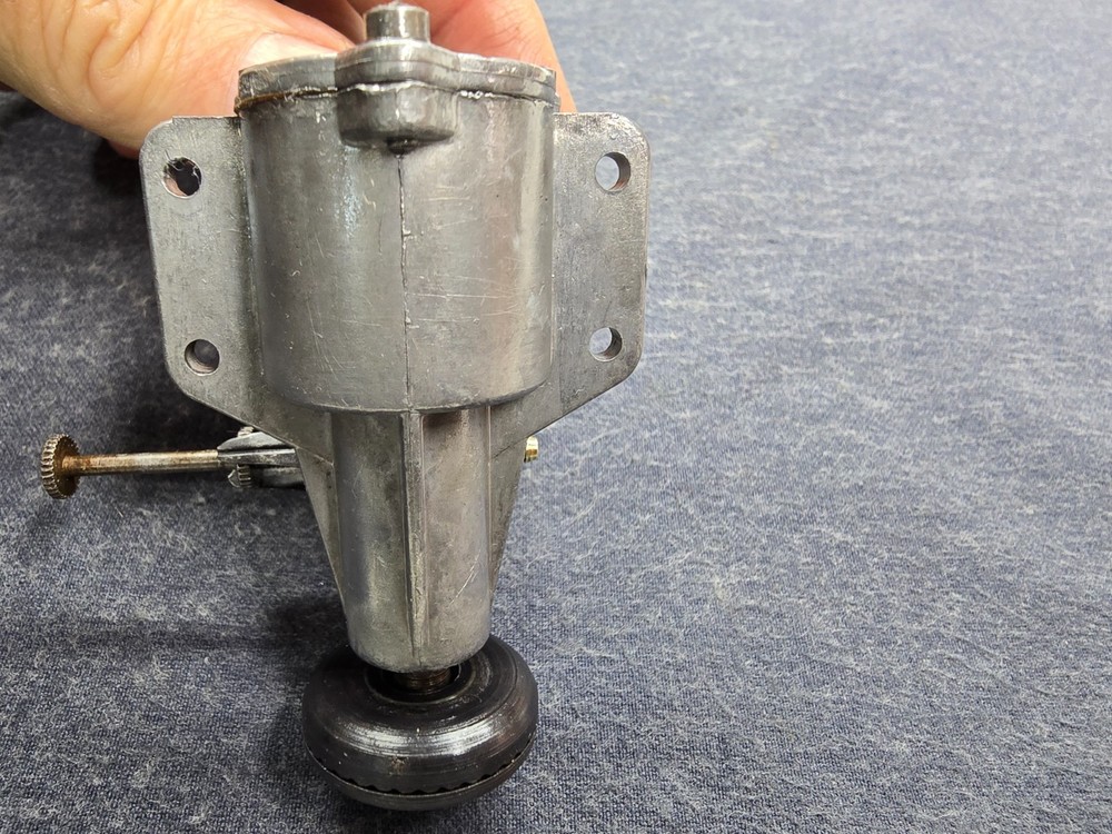 Fox 25 Stunt Control Line Model Airplane Engine w/Glow Plug