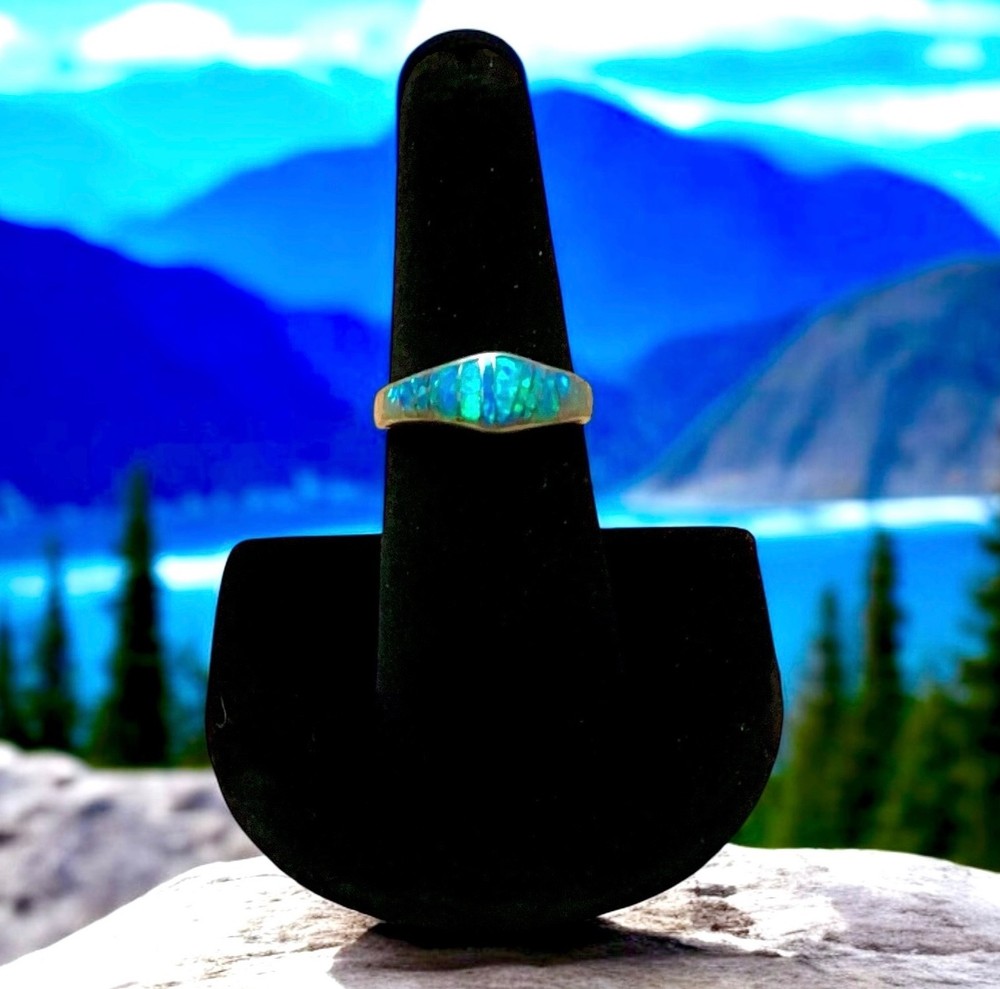 Sterling Silver Inlay Blue Lab Created Opal Band Ring Size 6
