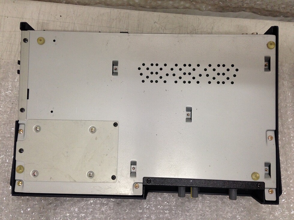 Korg D8 digital multitrack recorder { UNTESTED }