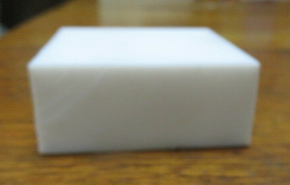 POLYPROPYLENE PLASTIC Block 3X3" square X 1 1/4" (gar)