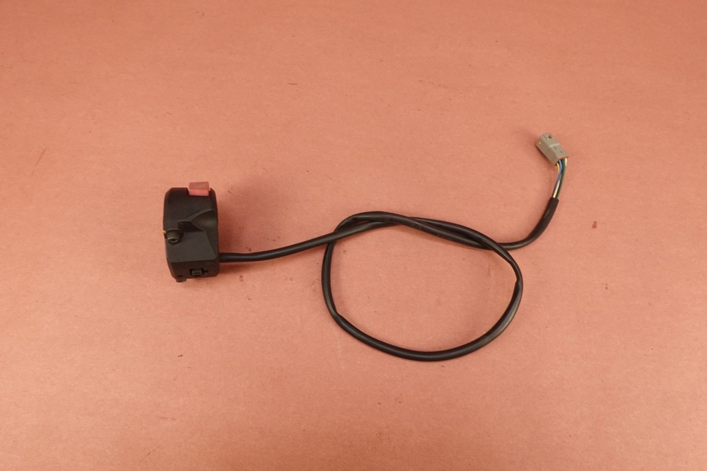 2017-2020 Ducati Monster 797 Right Handlebar Stop Start Kill Switch