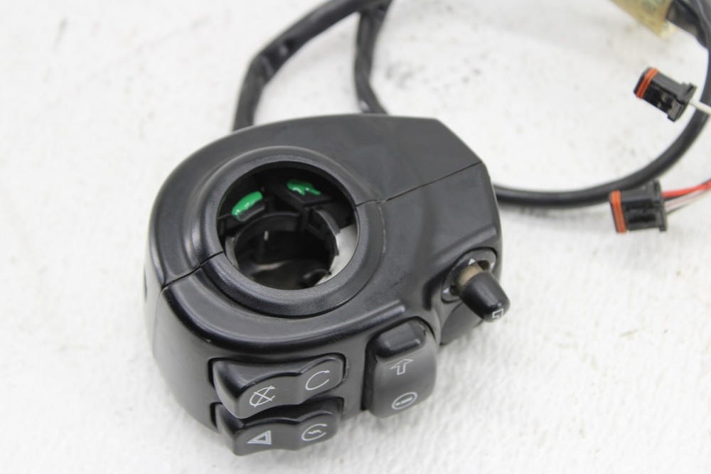 2015 Harley Davidson Touring Road Electra Street Right Control Switch Pack