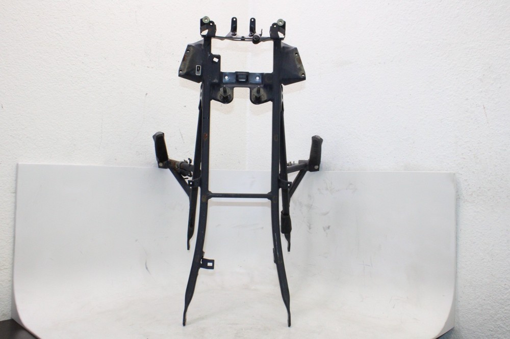 01-05 BMW F650CS OEM REAR SUBFRAME BACK SUB FRAME