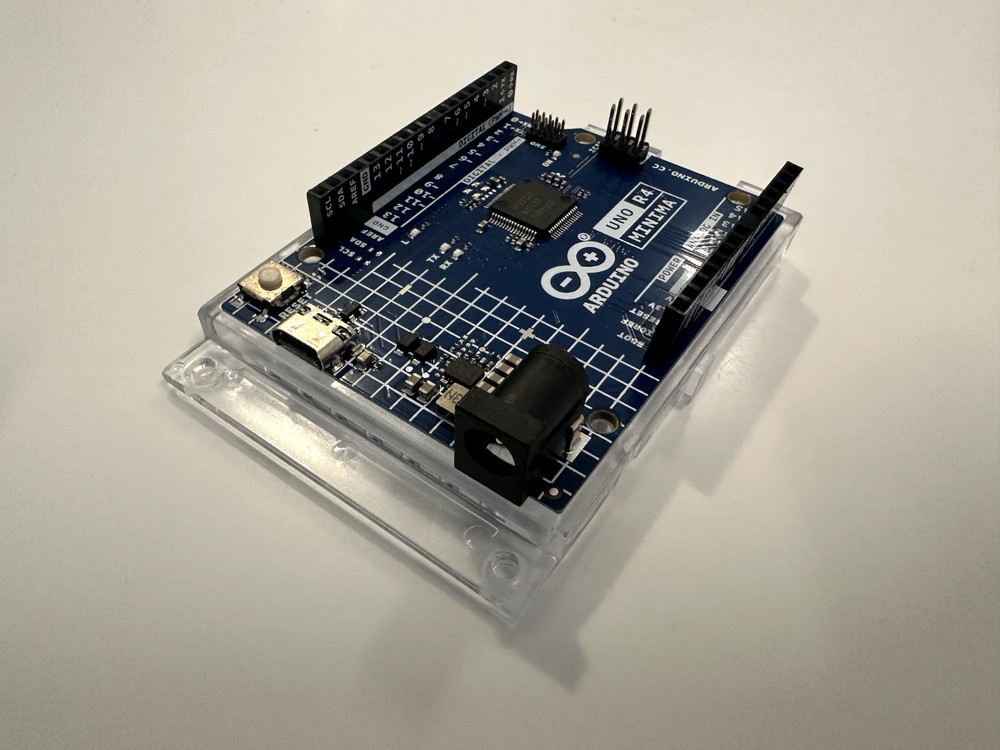 Arduino Uno R4 Minima - Genuine Microcontroller - Open Box Used