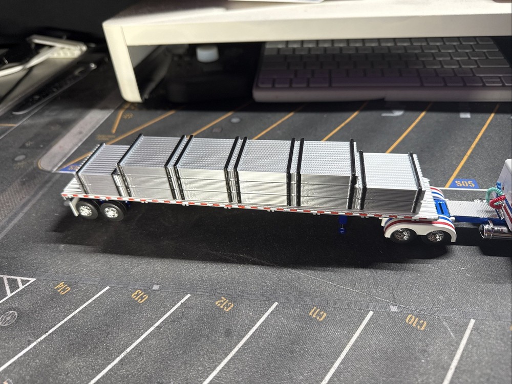 1/64 DCP Metal Sheet Load for Flatbed Trailer