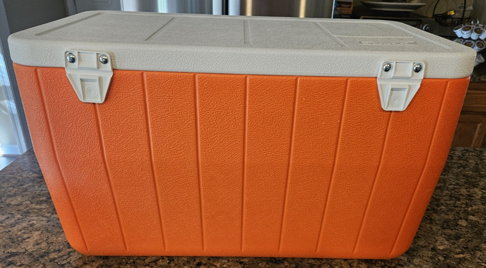 Gatorade Coleman 48-Quart Cooler with G logo - Open Box