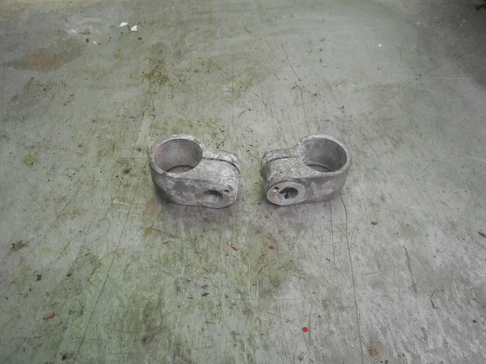 suzuki  ls  650   front  flasher  clamps