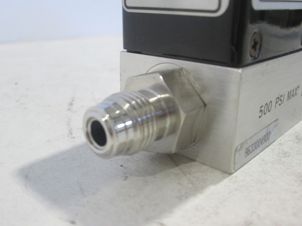 Unit, UFC-1100A, Mass Flow Controller, 100 SCCM, 2%ASH3/N2, Used