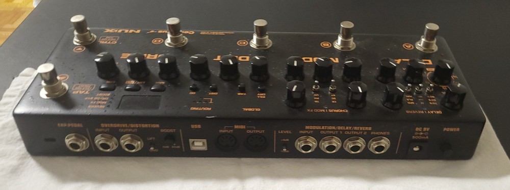 Nux Cerebus multi-effects pedal