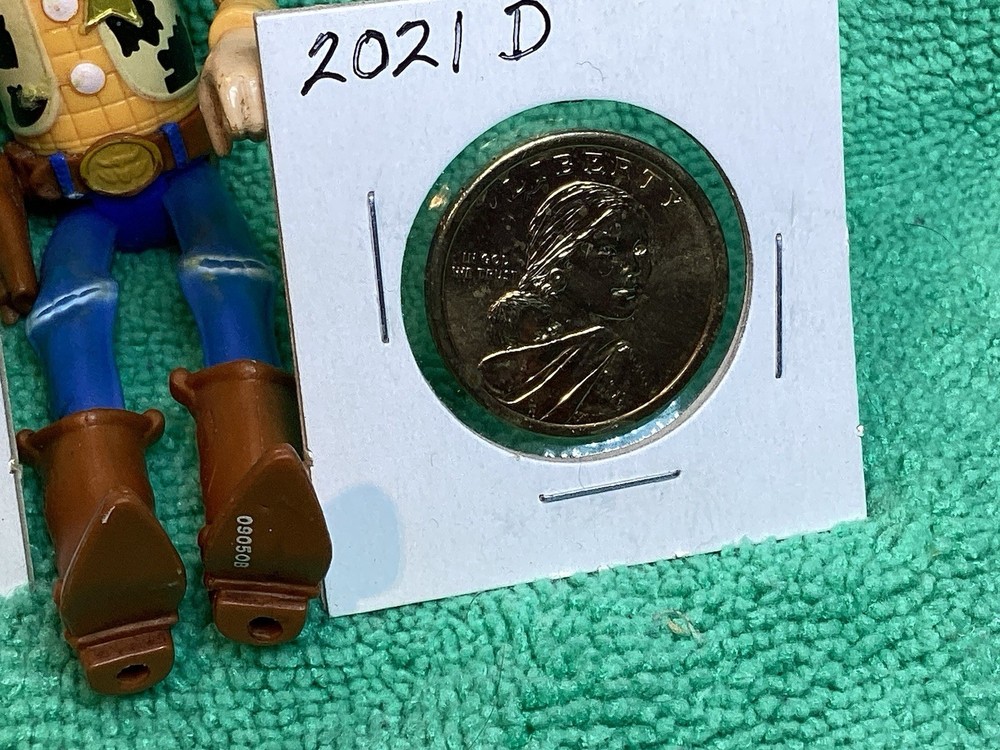 2021 P & 2021 D 1💰SACAGAWEAS UNCIRCULATED