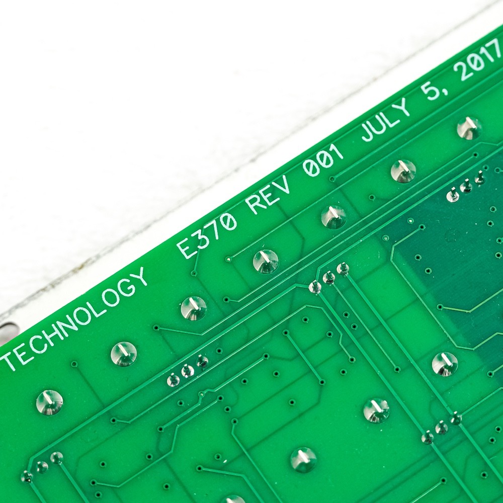 Synthesis Technology E370 Quad Morphing VCO (Black, Missing 8 Knobs)