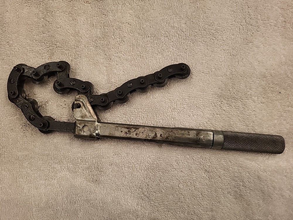Blue Point TC90A Adjustable Chain Tailpipe Cutter