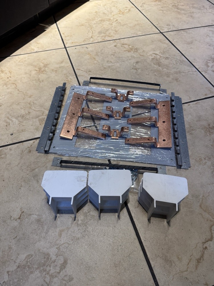 NEW EATON KPRL3AGB018 MOUNTING KIT- 18 SPC TYPE GHB-BAB BREAKERS.