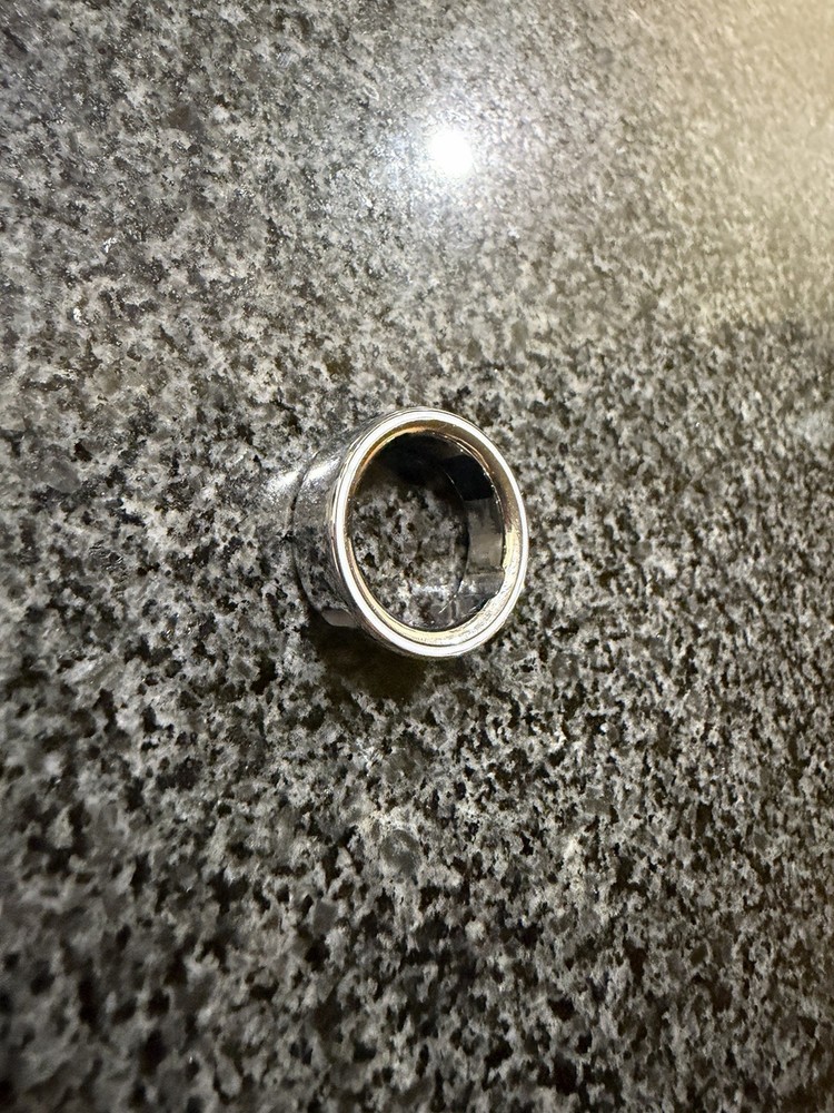 Oura Ring Gen 4 - Silver - Size 7- Fast Shipping