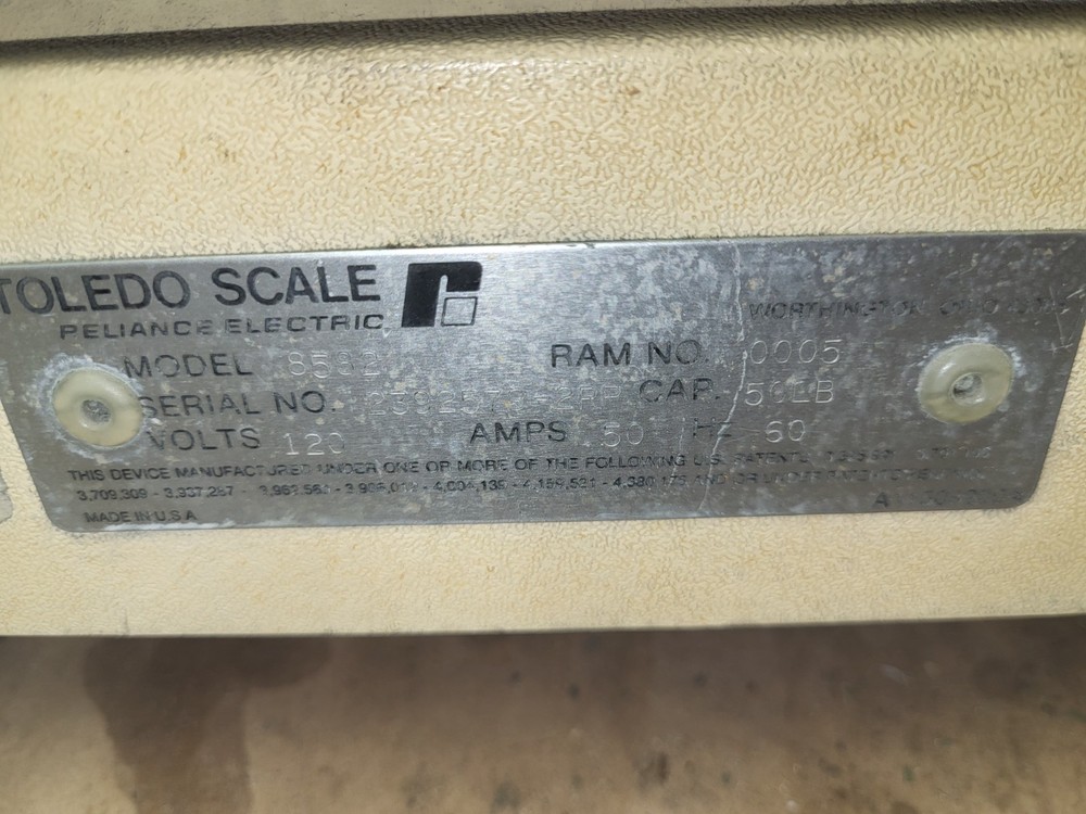 Toledo Scale Corp. Model 8582 50LB Capacity Counting Scale 120VAC