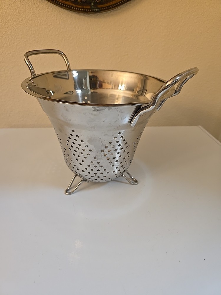 Cylinder Colander  old design H 7,,5" W on Top  9"