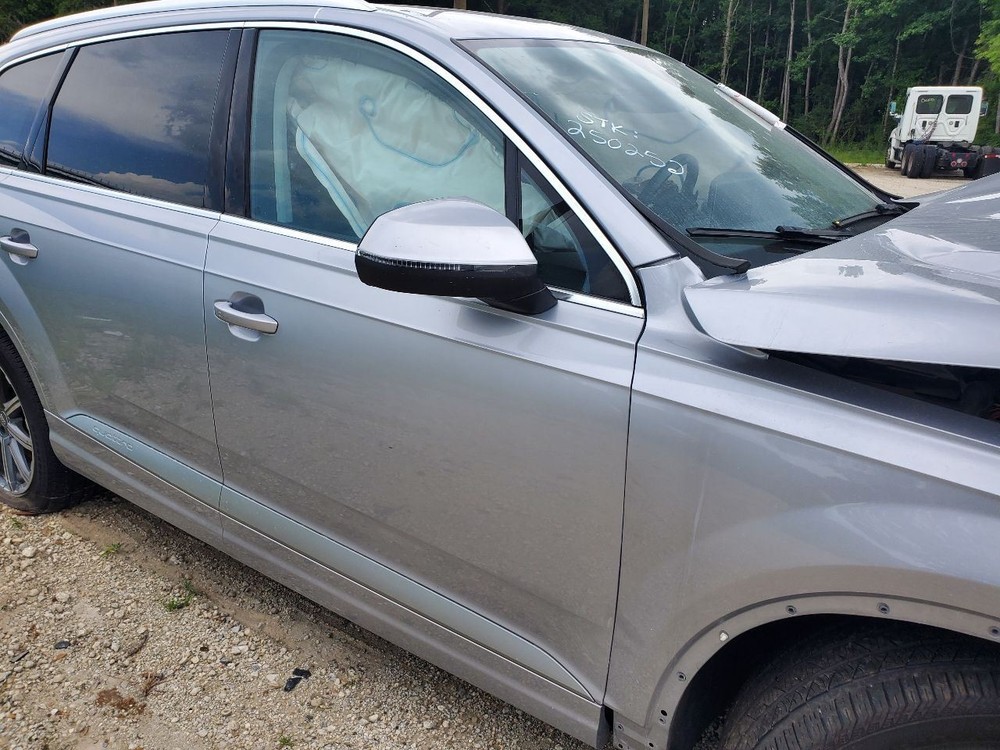 2019 Audi Q7 OEM Trailer Detection Module 4m0907383e