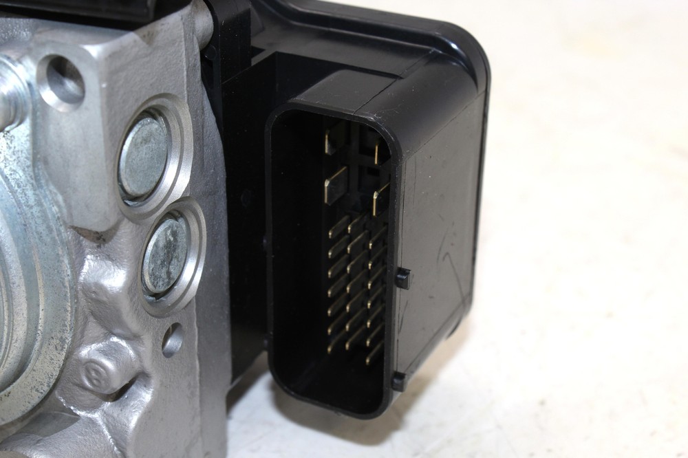 2009 Triumph Tiger Abs Pump Unit Module H25-K91254
