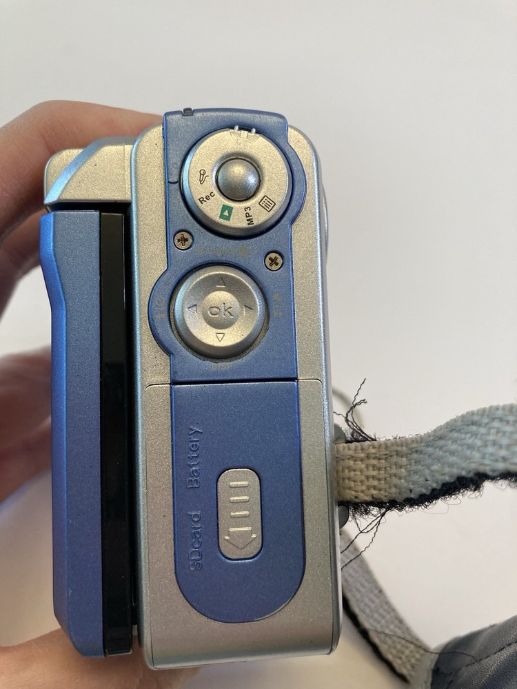 DV5500 MUSTEK Video Camera MPEG4 Digicam No Cords Untested