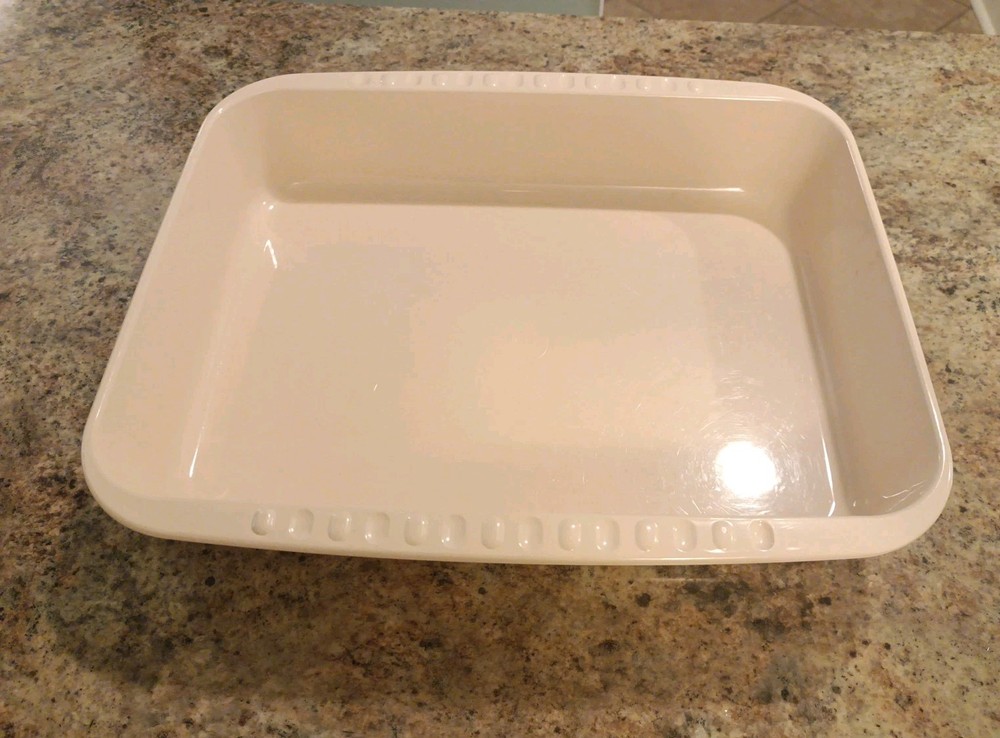 VTG Tupperware Microwave 3 Qt Rectangle Pan Almond Tupperwave 2340 MINT