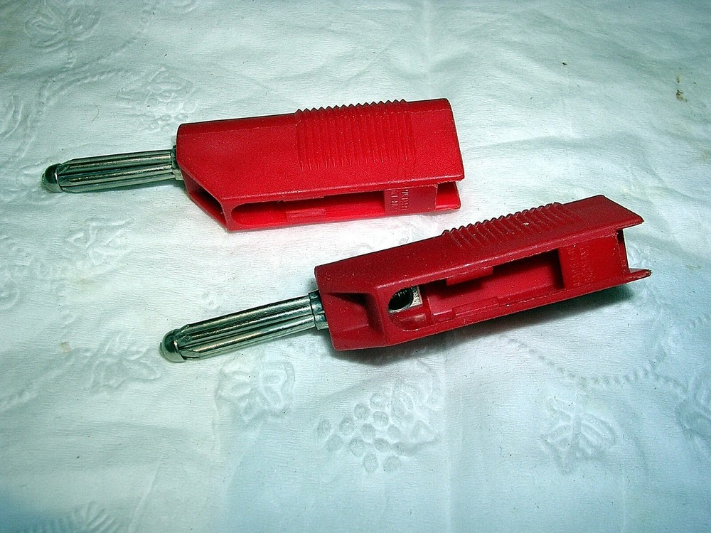 RED STACKING BANANA PLUG 2" LONG