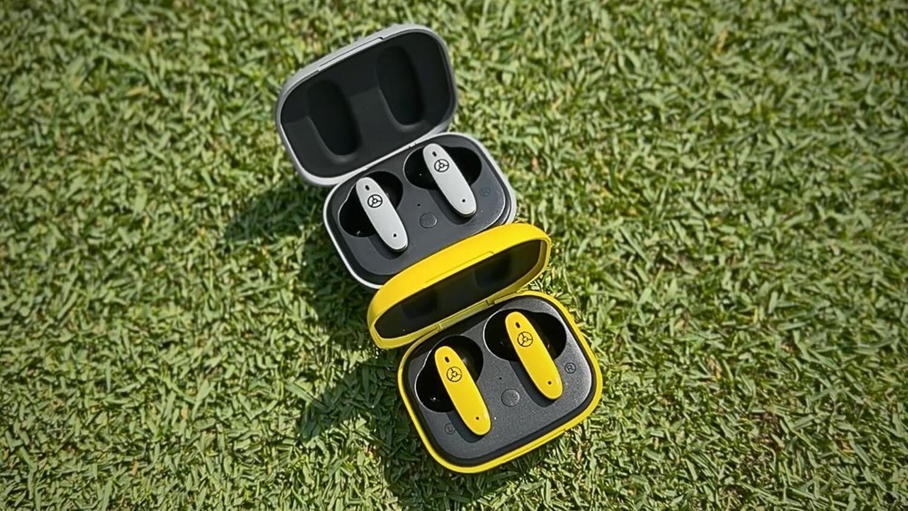 TecTecTec TEAM8 E - Golf GPS Earbuds - Distance to Front/Middle/Back - Gray