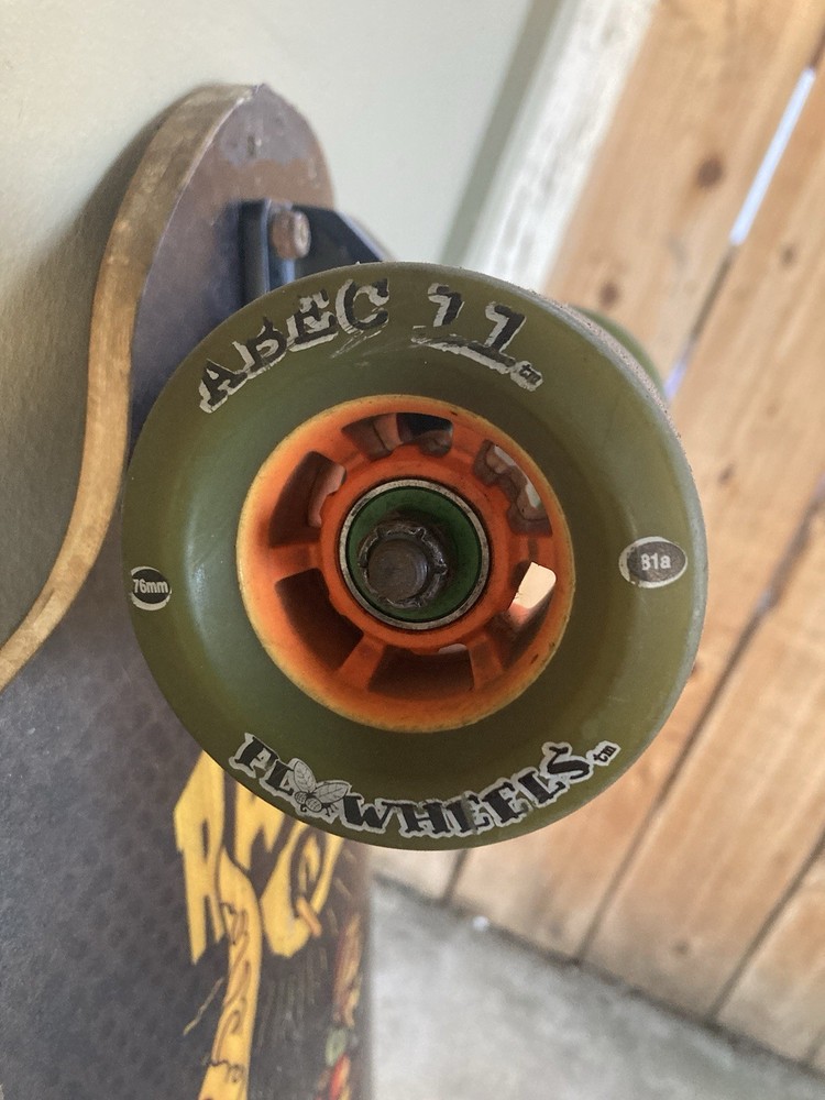 Rayne Avenger Longboard Skateboard complete