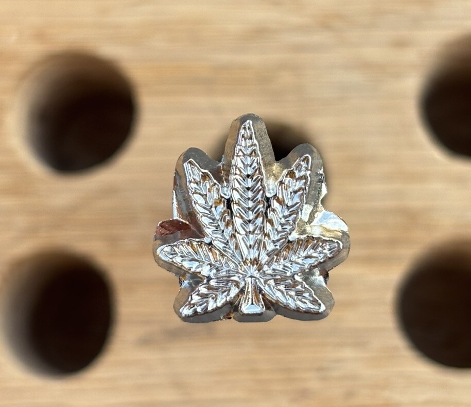 Full Handle Hemp Marijuana Leaf Stamp Leather Tool Leatherwork - Medium 5/8”