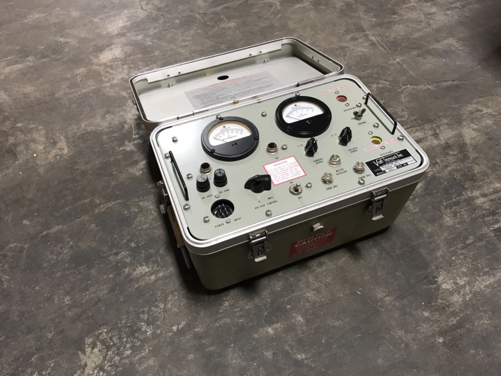 VAL-TRONICS INSULATION AND DIELECTRIC TESTER MD-1A MODEL 0851