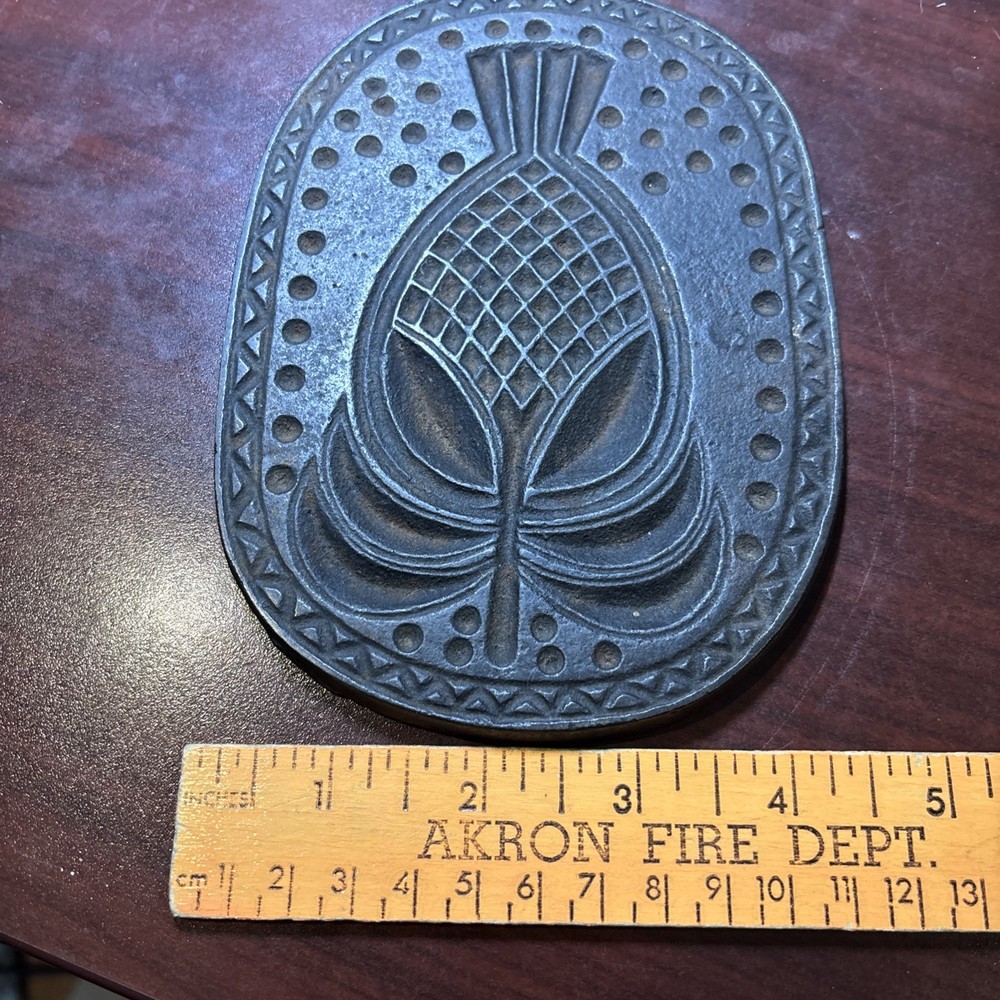 Cast Iron Pineapple Cookie Mold