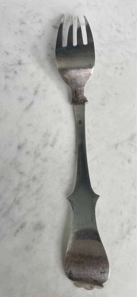 17TH CENTURY EUROPEAN 840 SILVER FORK