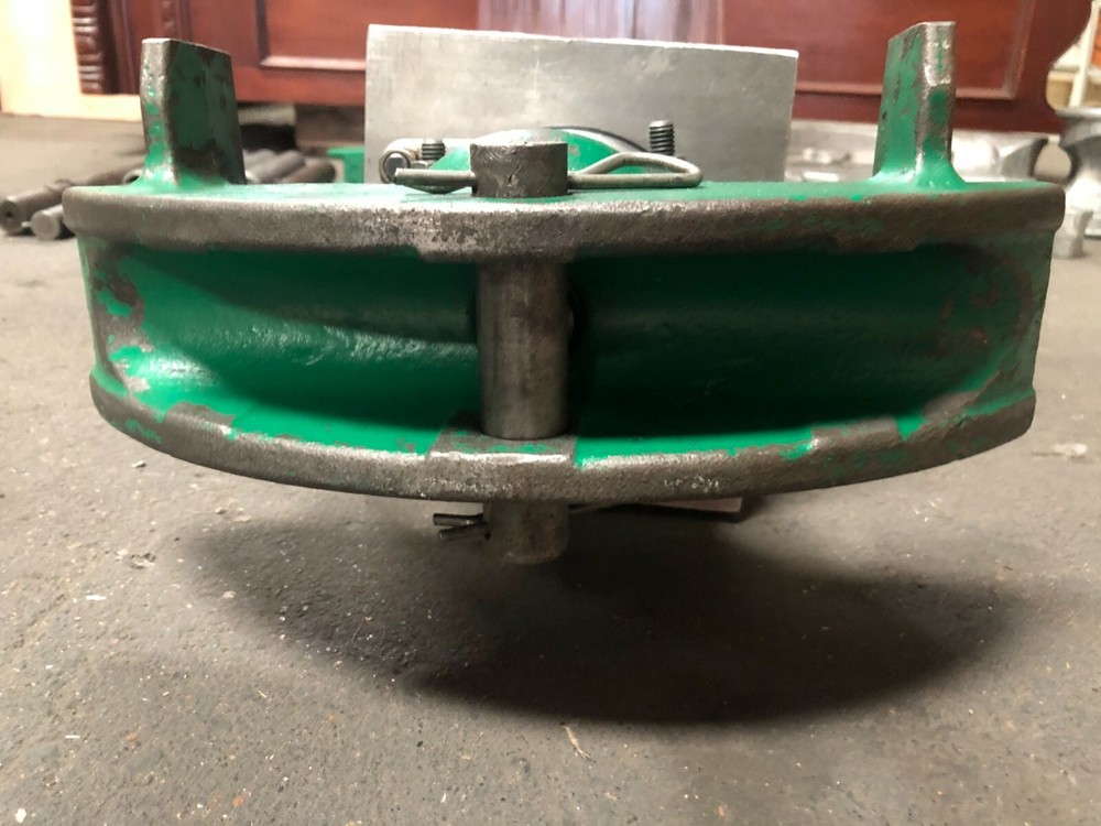 Greenlee 884 Hydraulic Bender 1 1/4" IPS - 4" IPS
