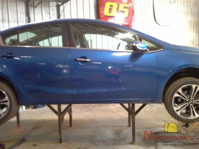 2014 Kia Forte Driver Front Headrest Only Black Leather
