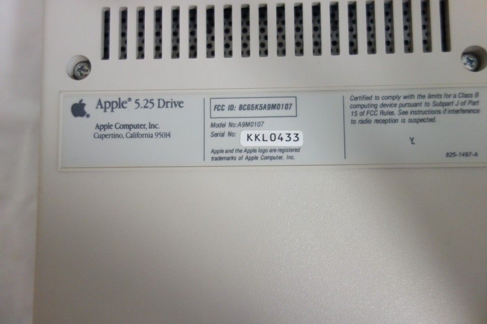 Apple 5.25" Disk Drive Model A9M0107 Vintage Computer Tested Working