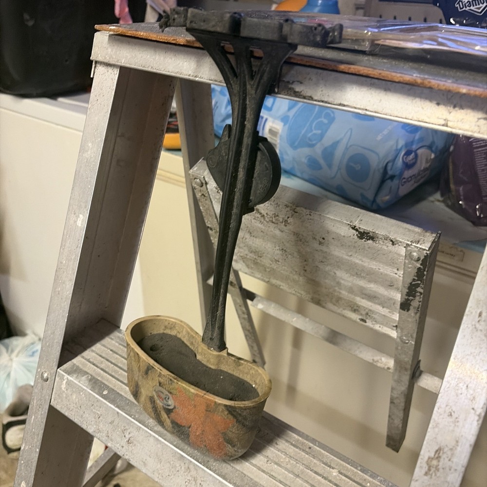 Man King Arrow Quiver