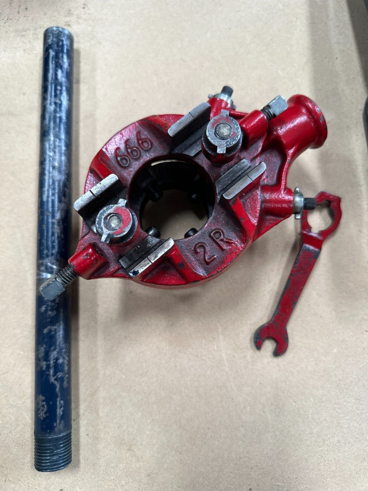 Threading machine 2R 666