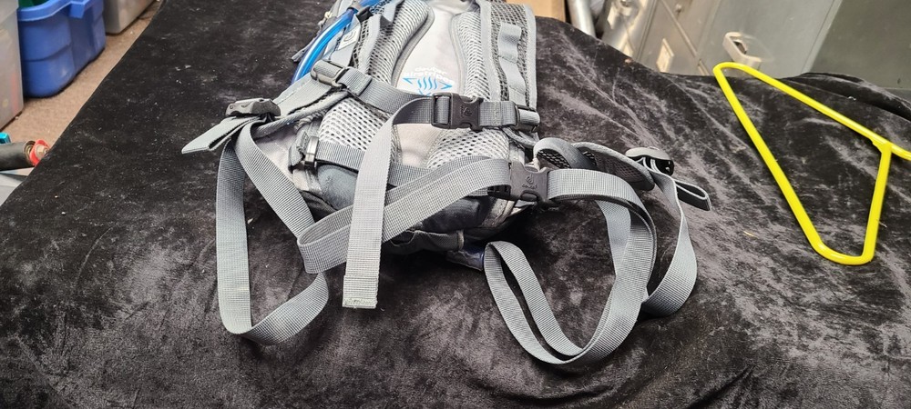 Deuter Hydro Lite 3.0 Hydration Backpack New With Tags
