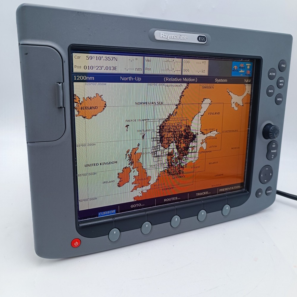 Raymarine E120 MFD Chartplotter Radar Screen Classic Display Marine Navigation