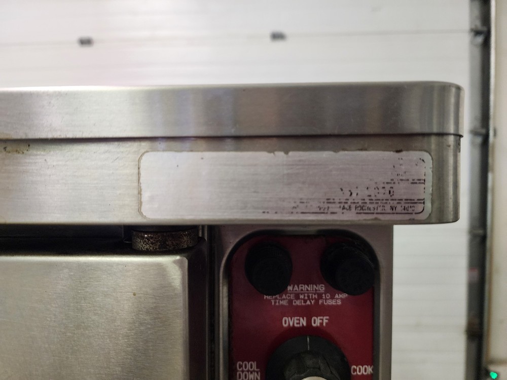 Blodgett Mark V-III Double Stack Oven w/ Solid State Thermostat, 3ph - Clean!