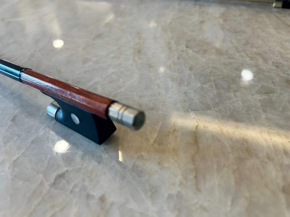 Violin bow 4/4