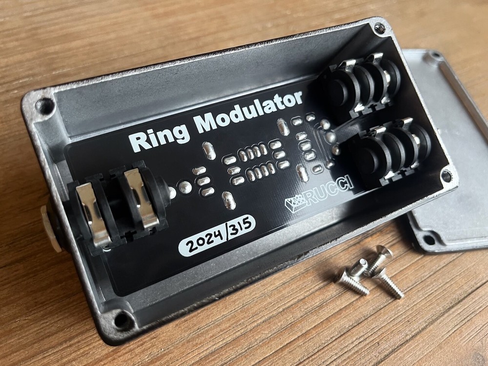 Ring Modulator (Handmade, Rucci)