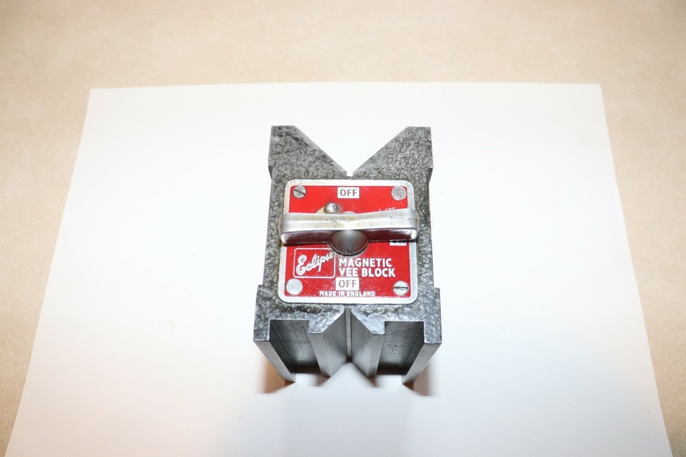 Eclipse Dual-Vee Magnetic V-Block. # E934. Condition used.