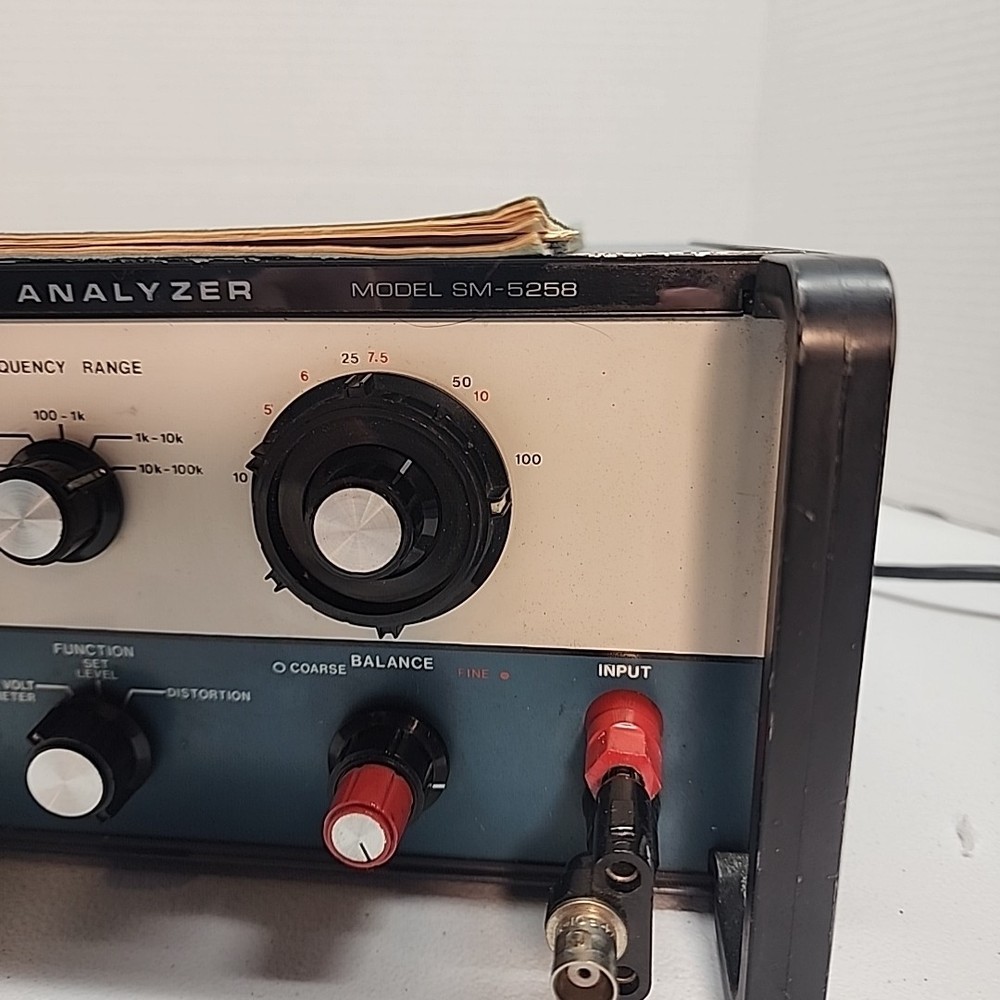 HEATH Schlumberger Model SM-5258 Harmonic Distortion Analyzer