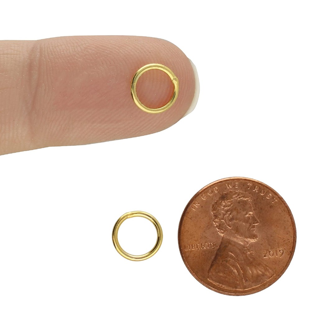 The Beadsmith Basic Elements Soldered 8mm - Gold Jump Rings, gold